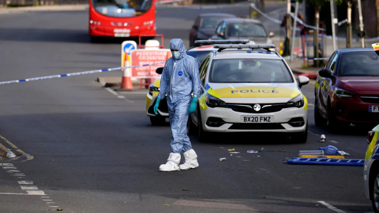 NYTimes: Un nou război hibrid are efect de domino în Europa. Ce anchetează autoritățile din mai multe țări