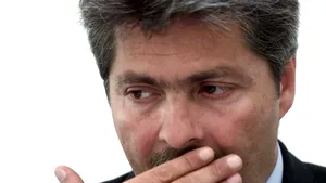 Popa i-a cerut lui Vîntu să-i remită anual 200.000 de euro pentru a putea sta în Indonezia. Vezi stenogramele!