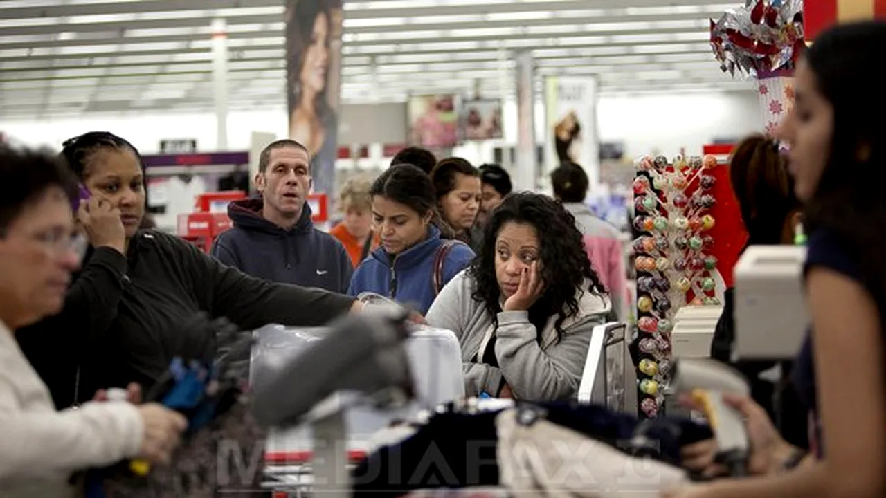BLACK FRIDAY în SUA: Retailerii au înregistrat vânzări RECORD, de 12,3 miliarde de dolari