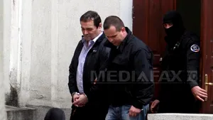 Mihai Necolaiciuc, CONDAMNAT DEFINITIV la patru ani şi şase luni de închisoare cu EXECUTARE. Fostul director general al CFR, ridicat de poliţişti şi dus la Penitenciarul Rahova