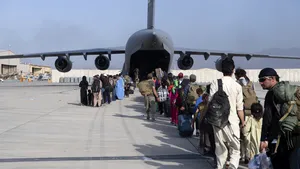 The Wall Street Journal: CIA şi armata SUA efectuează operaţiuni punctuale de evacuare în zone din Afganistan
