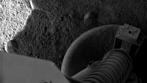 Sonda americană Phoenix s-a instalat cu succes pe Marte (Galerie foto)
