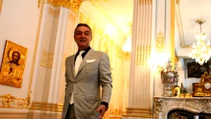 Aproximativ 500 de suporteri stelişti au participat la un miting împotriva lui Gigi Becali - VIDEO