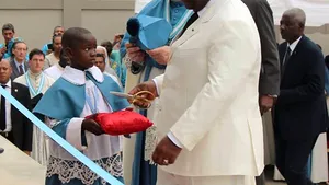 Soţia preşedintelui Gabonului cere divorţul în SUA, după o căsnicie de peste 20 de ani