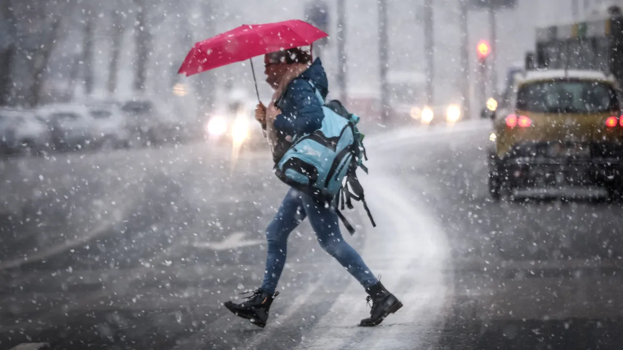 Vreme închisă. Regiunile unde va ninge / PROGNOZA METEO pentru joi şi vineri
