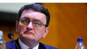 Ciorbea îi promite lui Diaconescu, în cartea de condoleanţe, că nu va lăsa PNŢCD să moară