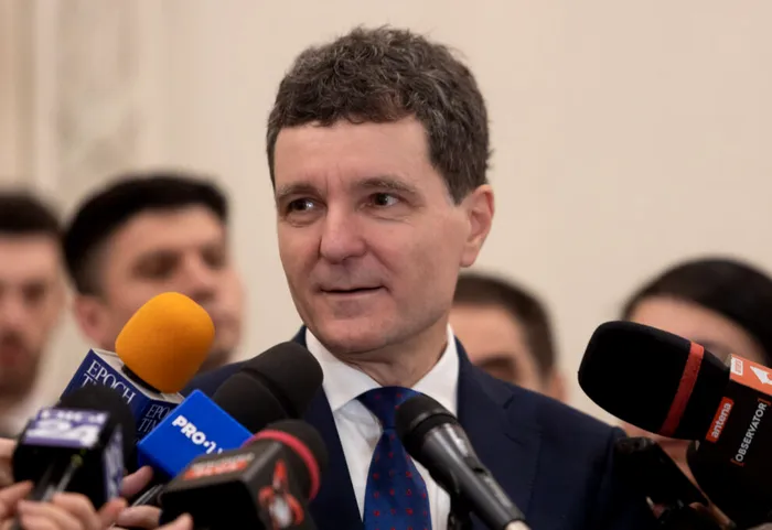 DECLARAȚII Nicușor Dan, despre criza politică: Retorica partidelor le îngustează foarte mult spațiul de negociere