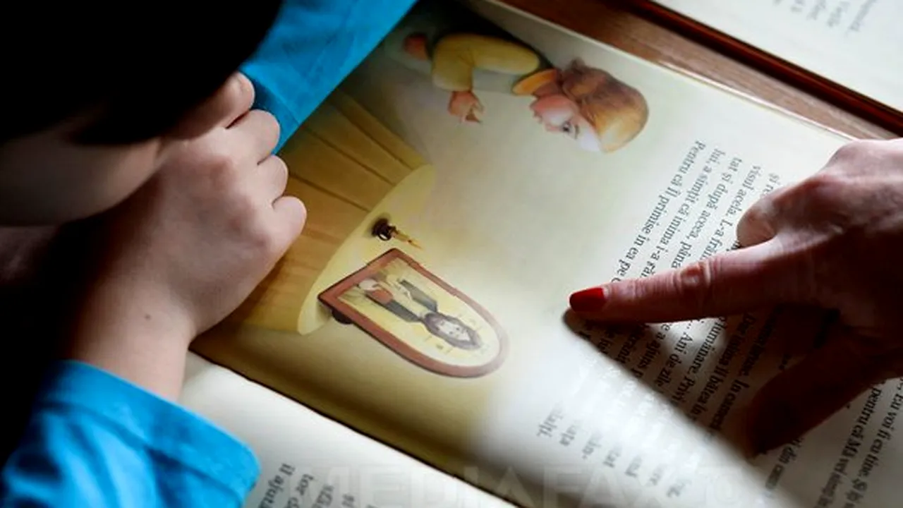 ANALIZĂ - Cum au optat românii pentru ora de religie: Vaslui şi Galaţi, judeţele cu număr record de elevi care vor în continuare disciplina în şcoli