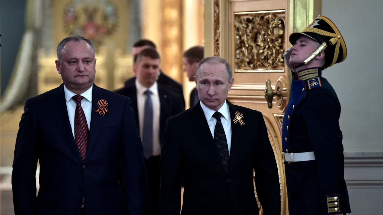 Igor Dodon îl sfătuieşte pe premierul Republicii Moldova să urmeze mai des exemplul lui Vladimir Putin