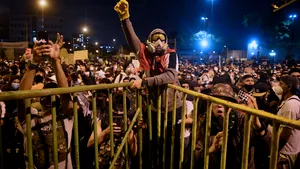 Alegeri în Peru: un profesor de şcoală elementară vrea să devină şeful statului