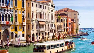 Taxa turistică revine în Veneția. Care este noutatea din acest an pentru turiștii care fac rezervări în ultimul moment