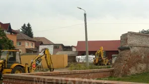 Dosar penal în cazul firmei care construieşte un bloc în zona Cetăţii din Alba Iulia