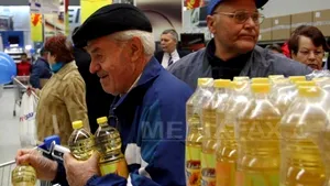 Numeroase persoane defavorizate nu au primit făină şi ulei în 2012 din cauza unei firme bulgare. APIA: Situaţia rezilierii contractelor a fost comunicată Comisiei Europene