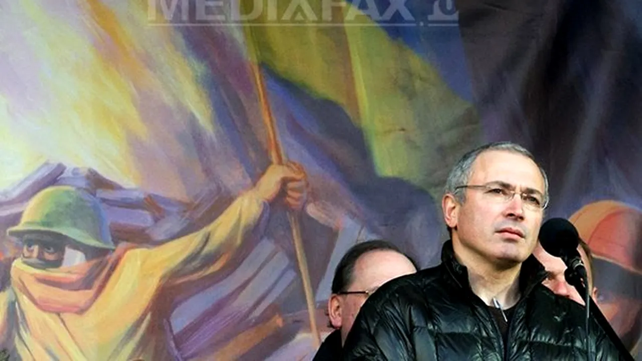 Anchetatori ruşi l-au interogat pe tatăl lui Mihai Hodorkovski în legătură cu un asasinat