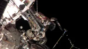 PREMIERĂ ISTORICĂ: Torţa olimpică a ajuns în spaţiu - FOTO