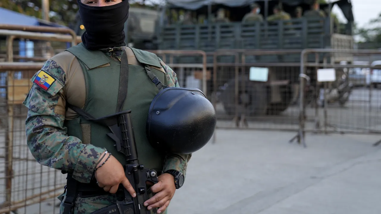 Revoltă în Ecuador. Zeci de gardieni din cinci închisori sunt ţinuţi ostatici de deţinuţi