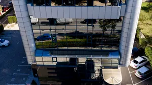 AQUILA: Afaceri cu 20% mai mari şi profit net în creştere cu 122% în primul trimestru din 2023