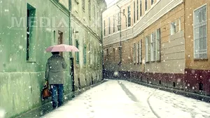 VREMEA se răceşte. PROGNOZA METEO până pe 1 decembrie. Ce temperaturi vor fi de Ziua Naţională şi când va ninge