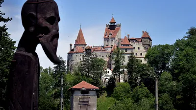 NEWS ALERT Castelul Bran, cumpărat de afaceristul american care administrează moștenirea lui Elvis Presley