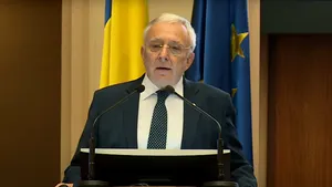 ZF 25 de ani. Mugur Isărescu, BNR: Ziarul Financiar şi-a implicat jurnaliştii şi publicul în creşterea nivelului educaţiei financiare la standarde ambiţioase. Sunt un cititor fidel al Ziarului Financiar. Îl citesc în fiecare dimineaţă