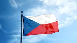 Cehia: Zeci de mii de oameni manifestează în sprijinul președintelui Petr Pavel