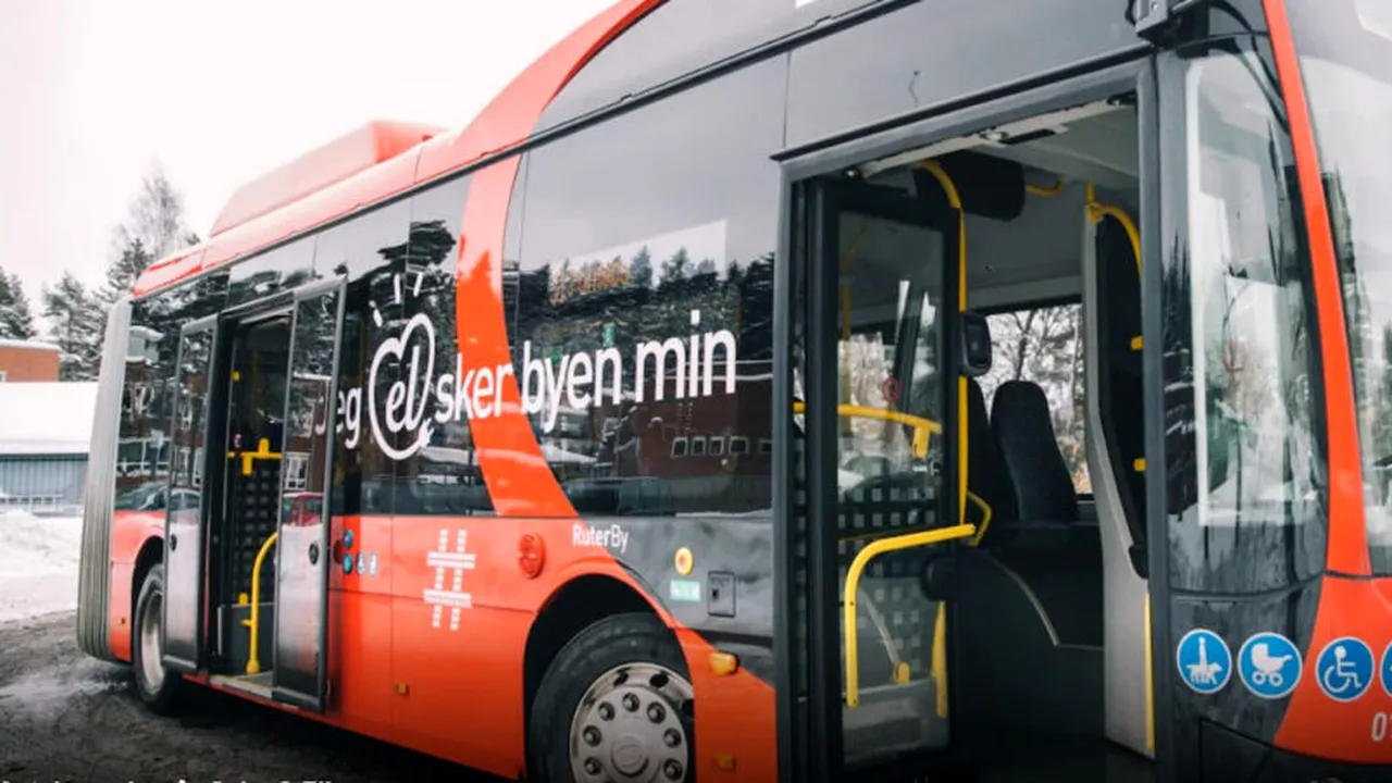 Un puști de 14 din Norvegia a furat un autobuz pe care l-a condus până în Suedia