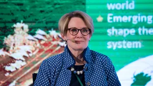 Conferinţa MAS| Carol Flynn, intelligence expert: Rusia se poate implica în războiul cibernetic, care este foarte periculos