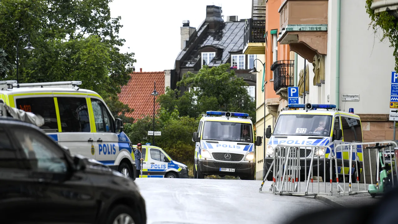 Britanicii sunt sfătuiţi să nu călătorească în Suedia, pe fondul unor posibile atacuri teroriste după arderea Coranului