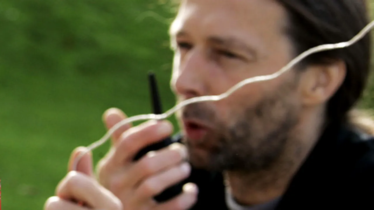 Interceptarea telefoanelor de către persoane particulare ia amploare, inclusiv în România