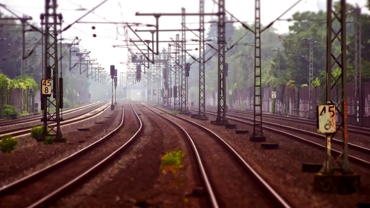 Haos în transportul feroviar din Franța. MAE avertizează românii