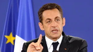 Sarkozy propune reorganizarea sistemului financiar global