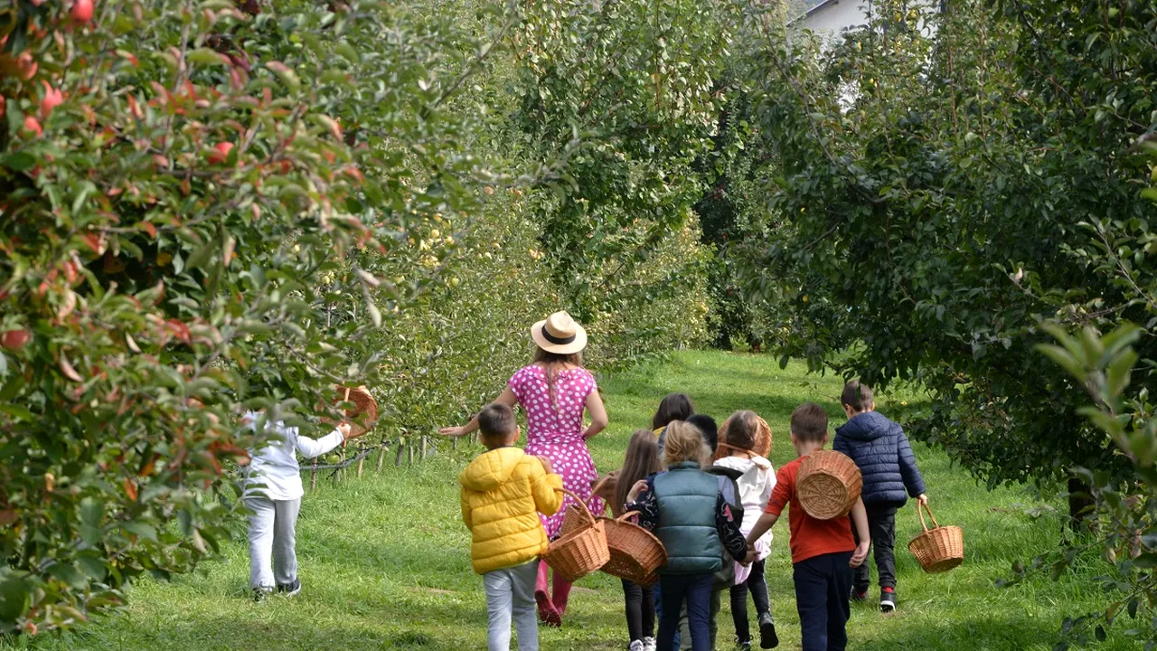 „Crăiţa Merelor” înfloreşte în afaceri cu Corteva Agriscience