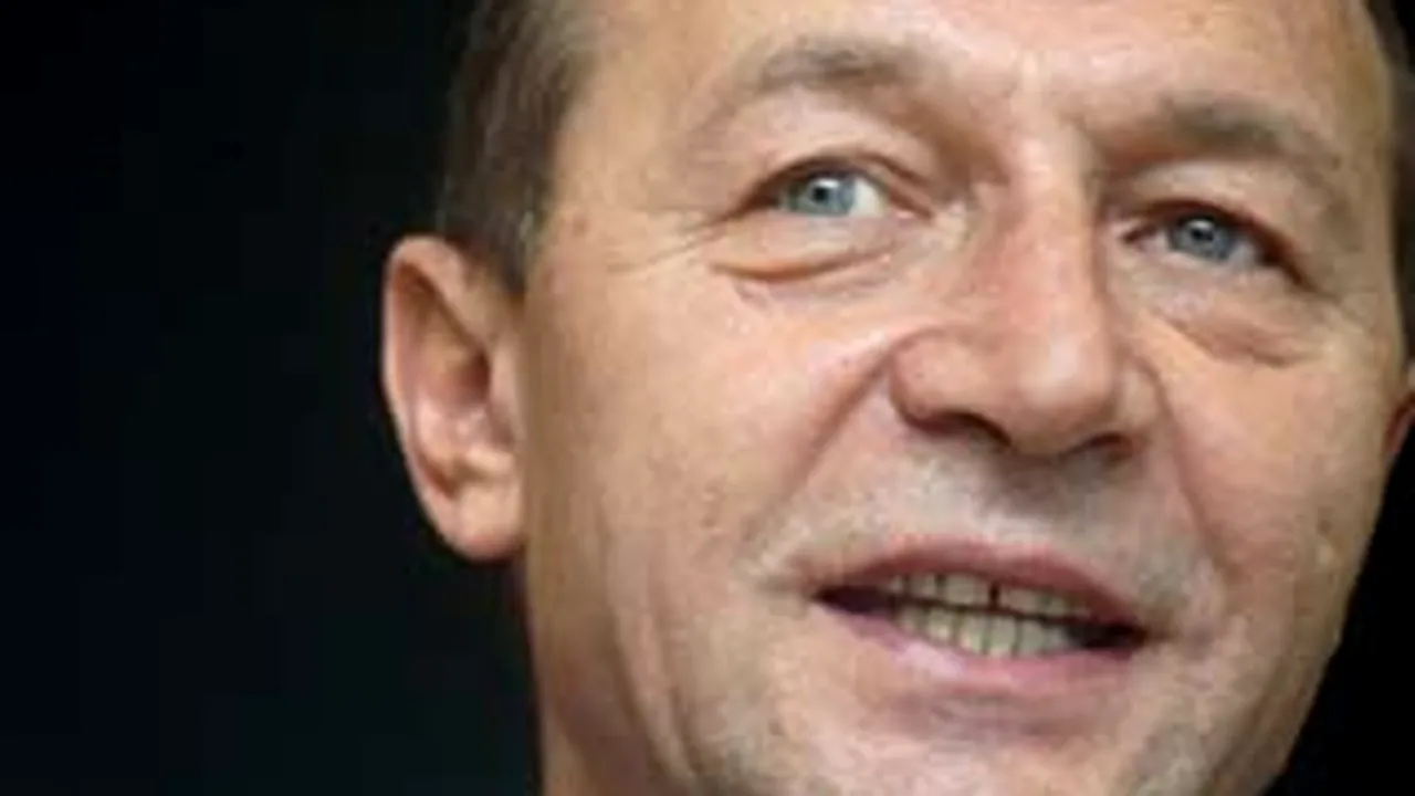 Romanian Pres Visits C Romania County Populated By Magyars