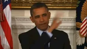 Barack Obama, deranjat din nou de o muscă în timpul unui discurs - VIDEO