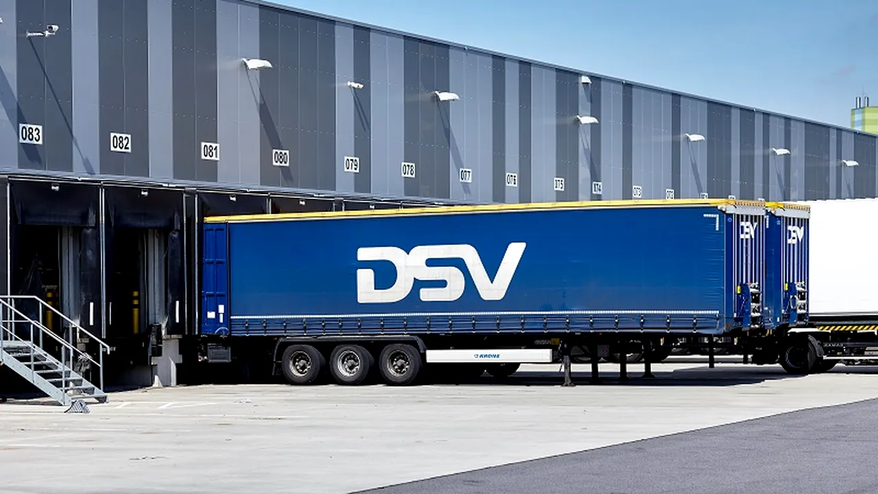 Peste 200 de camioane sunt incarcate zilnic in depozitele DSV Solutions 