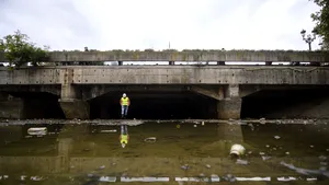 Situaţia planşeului de la Piaţa Unirii va fi discutată în Comitetul pentru Situaţii de Urgenţă