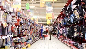 REPORTAJ: Cât îi costă pe părinţi pregătirea copiilor pentru noul an şcolar - FOTO
