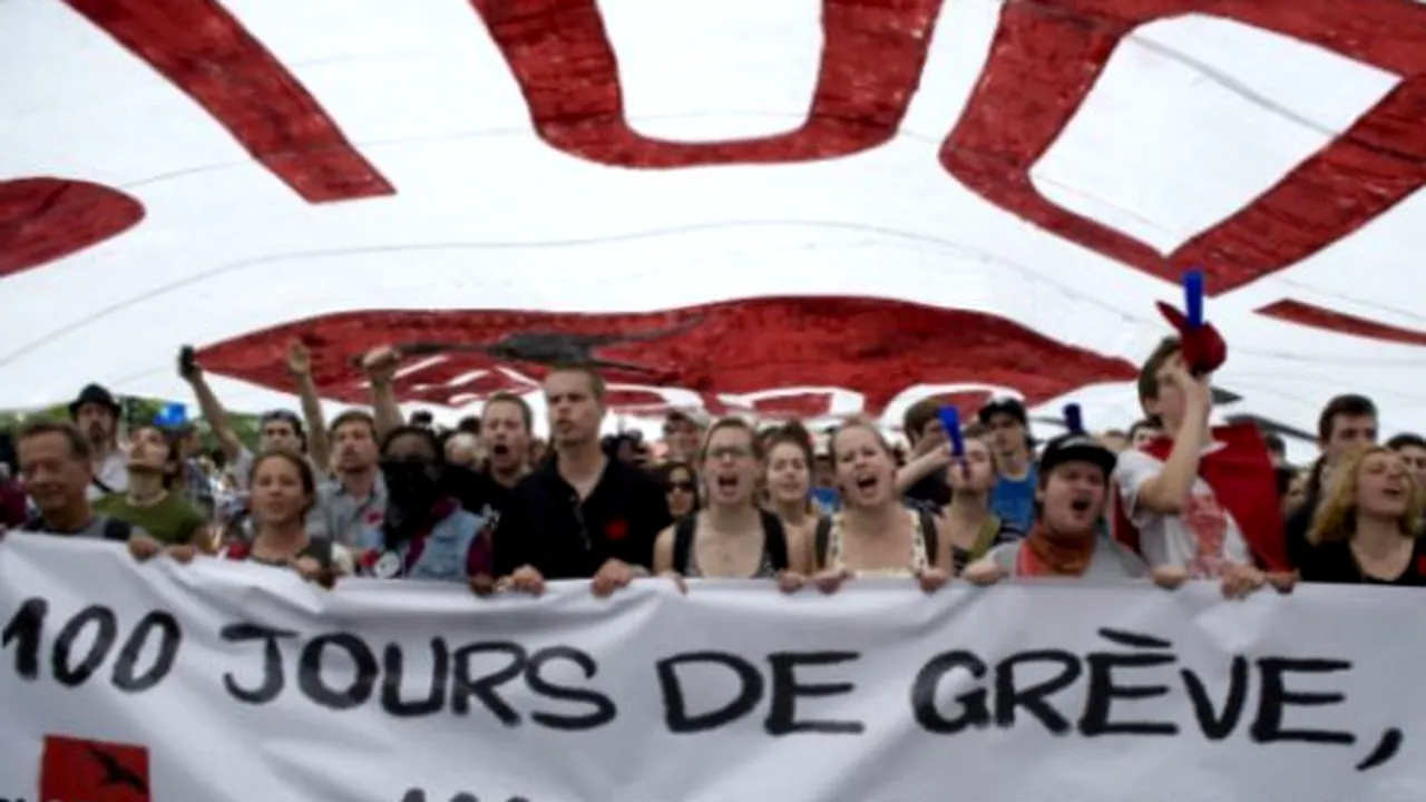 Zeci de mii de oameni s-au reunit la Montreal pentru a marca o sută de zile de proteste studenţeşti
