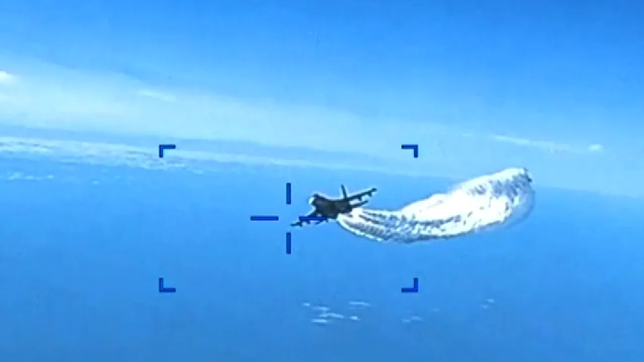 La un pas de dezastru. Un avion militar rusesc a avariat 
