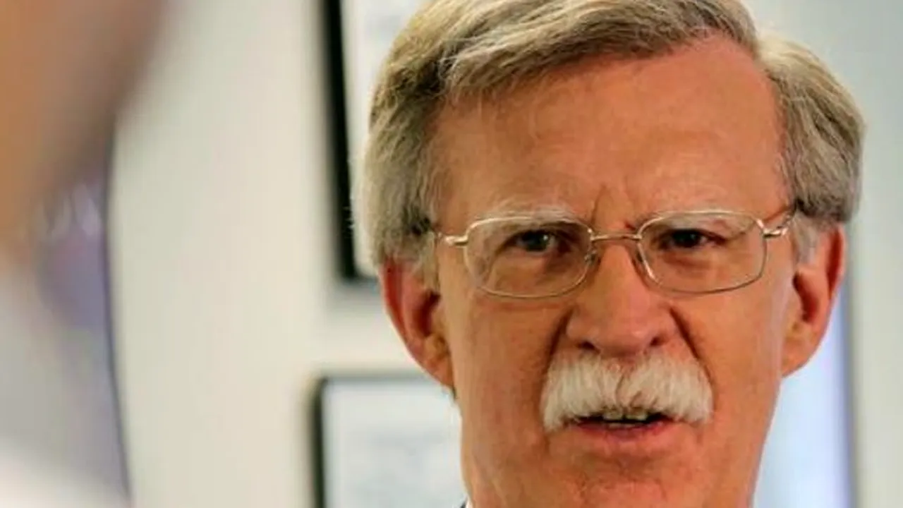 Departamentul de Justiție ar urma să-l pună sub acuzare pe John Bolton, fost consilier de securitate al lui Trump
