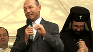 Băsescu către românii din Italia: În al doilea mandat vă aştept acasă