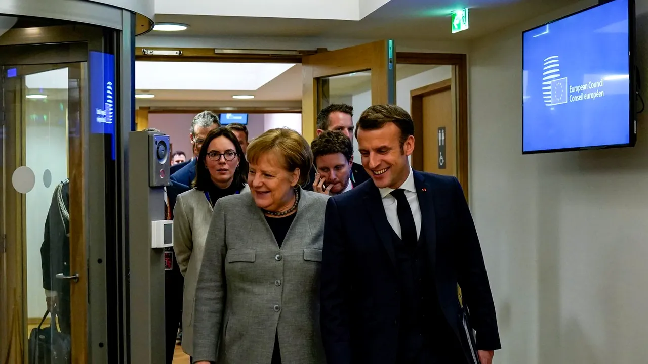 Angela Merkel şi Emmanuel Macron vor efectua săptămâna viitoare o vizită în Turcia