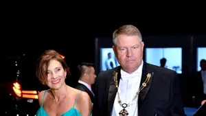 Cristoiu: Generalii către Klaus Iohannis: Dormiţi liniştit, Şefu! Cîştigăm noi alegerile pentru dvs!