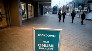 Germania va introduce restricţii mai dure în lupta împotriva coronavirusului. Ce măsuri pregăteşte Angela Merkel