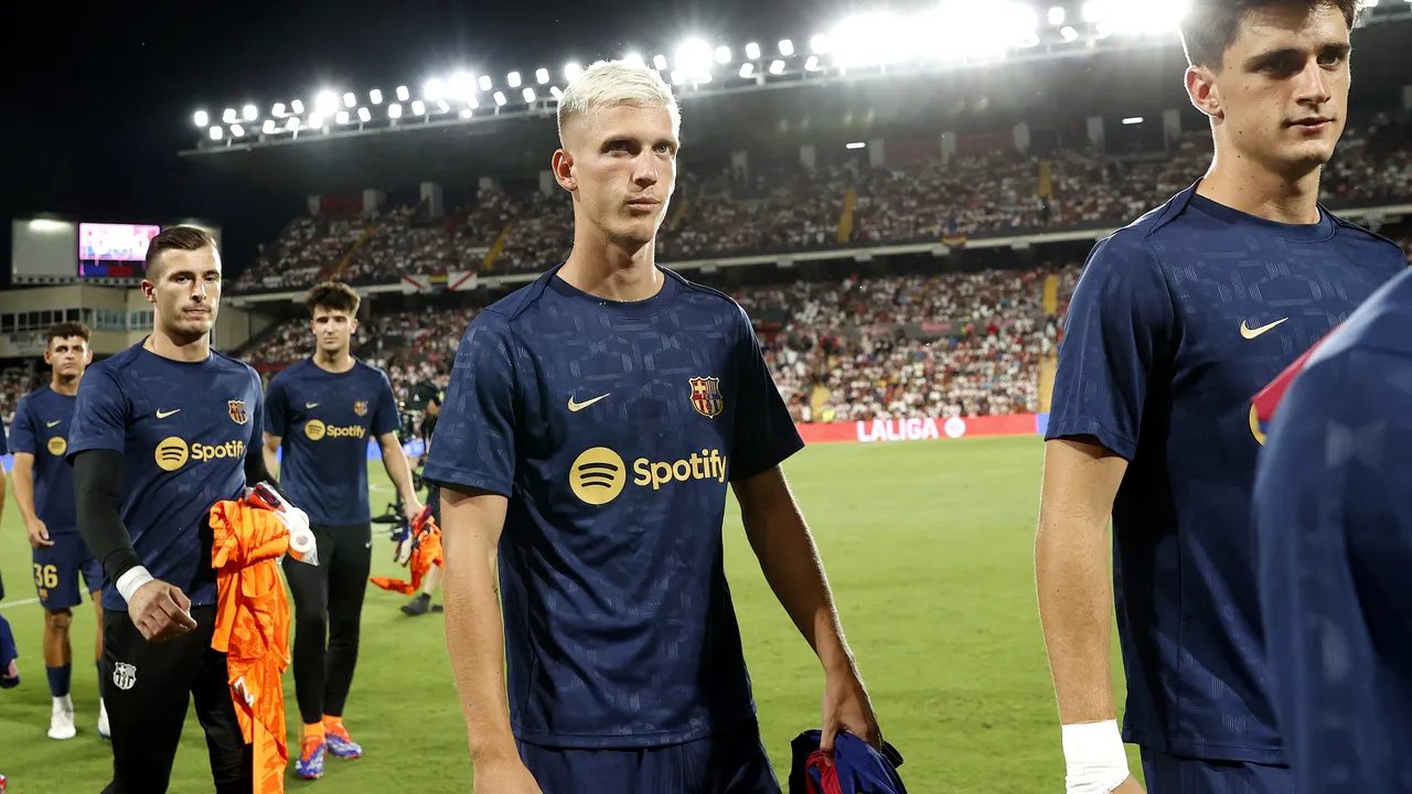 La Liga i-a retras pe Dani Olmo şi Pau Victor din lotul Barcelonei