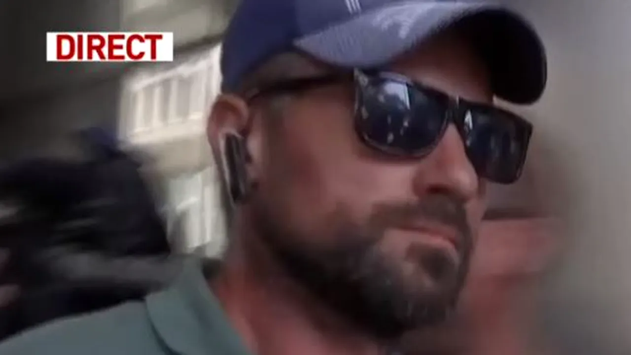 Fiul lui Gheorghe Dincă, audiat de poliţişti după ce ar fi lovit mai mulţi jurnalişti