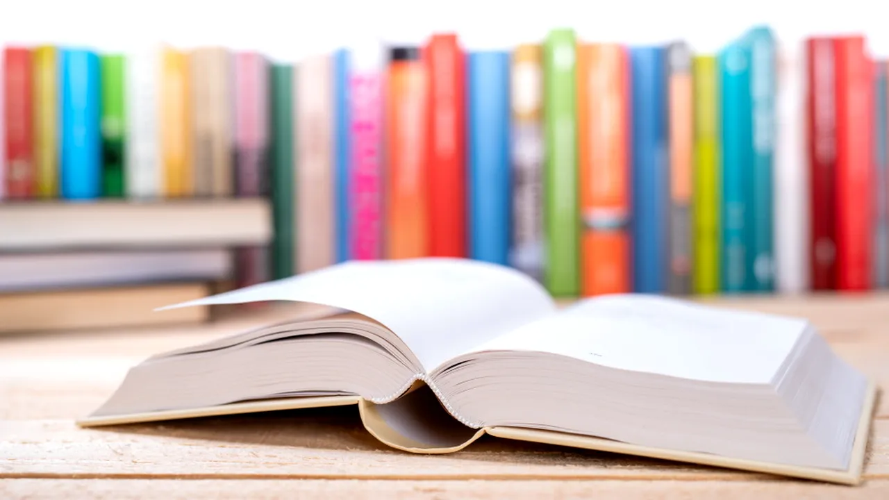 Asociaţia bibliotecarilor din SUA raportează un număr record de tentative de interzicere a cărţilor în 2022
