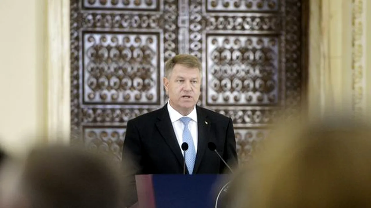 Generalul Ciucă rămâne şeful Statului Major. Iohannis a respins, în CSAT, propunerea ministrului Apărării 