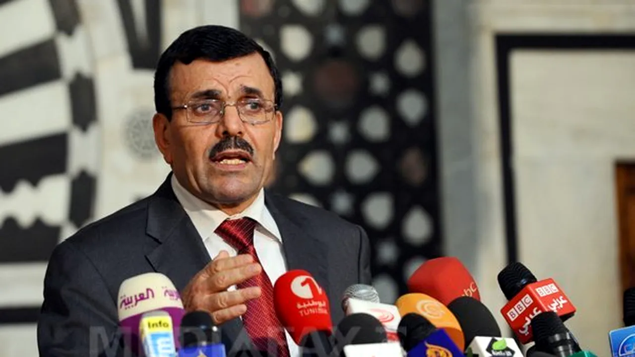 Premierul tunisian şi-a anunţat demisia