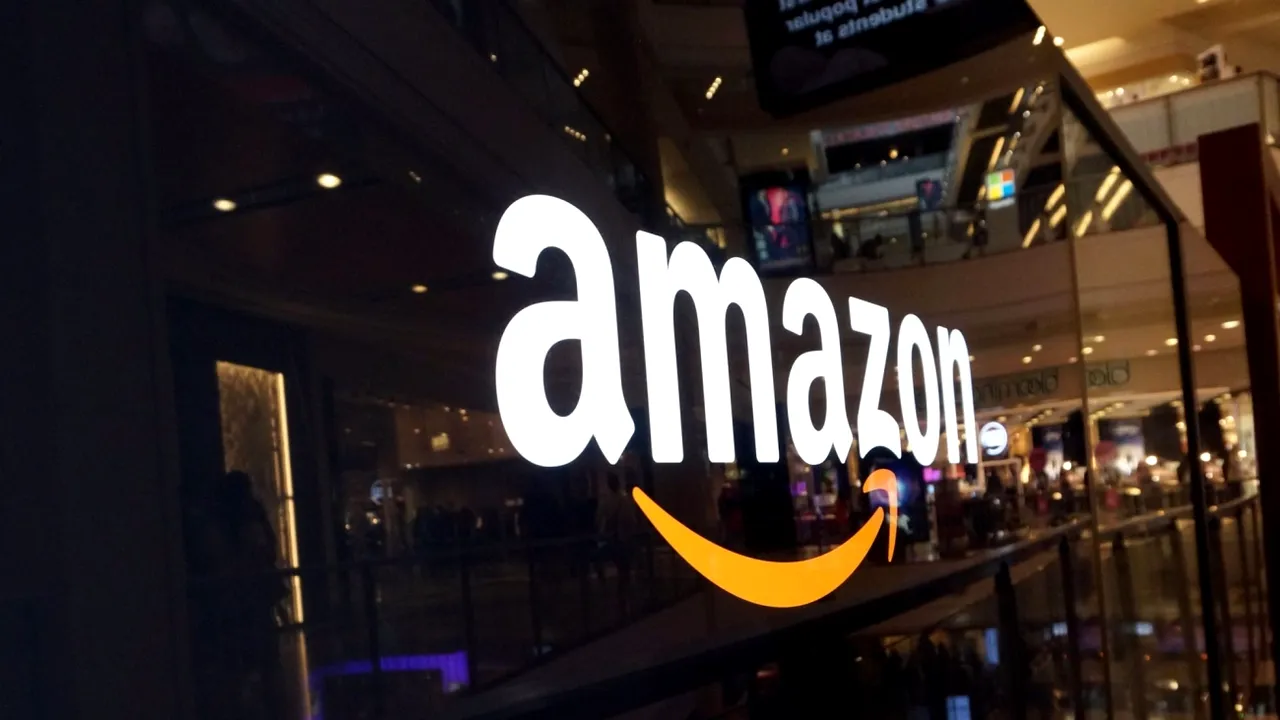 Amazon majorează preţurile pentru serviciul de streaming Prime în Europa. Creşteri cu până la 43%
